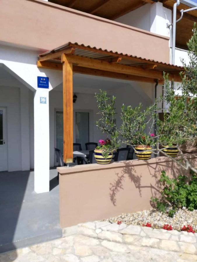 Apartments Zvonimir Privlaka (Zadar) Exterior foto